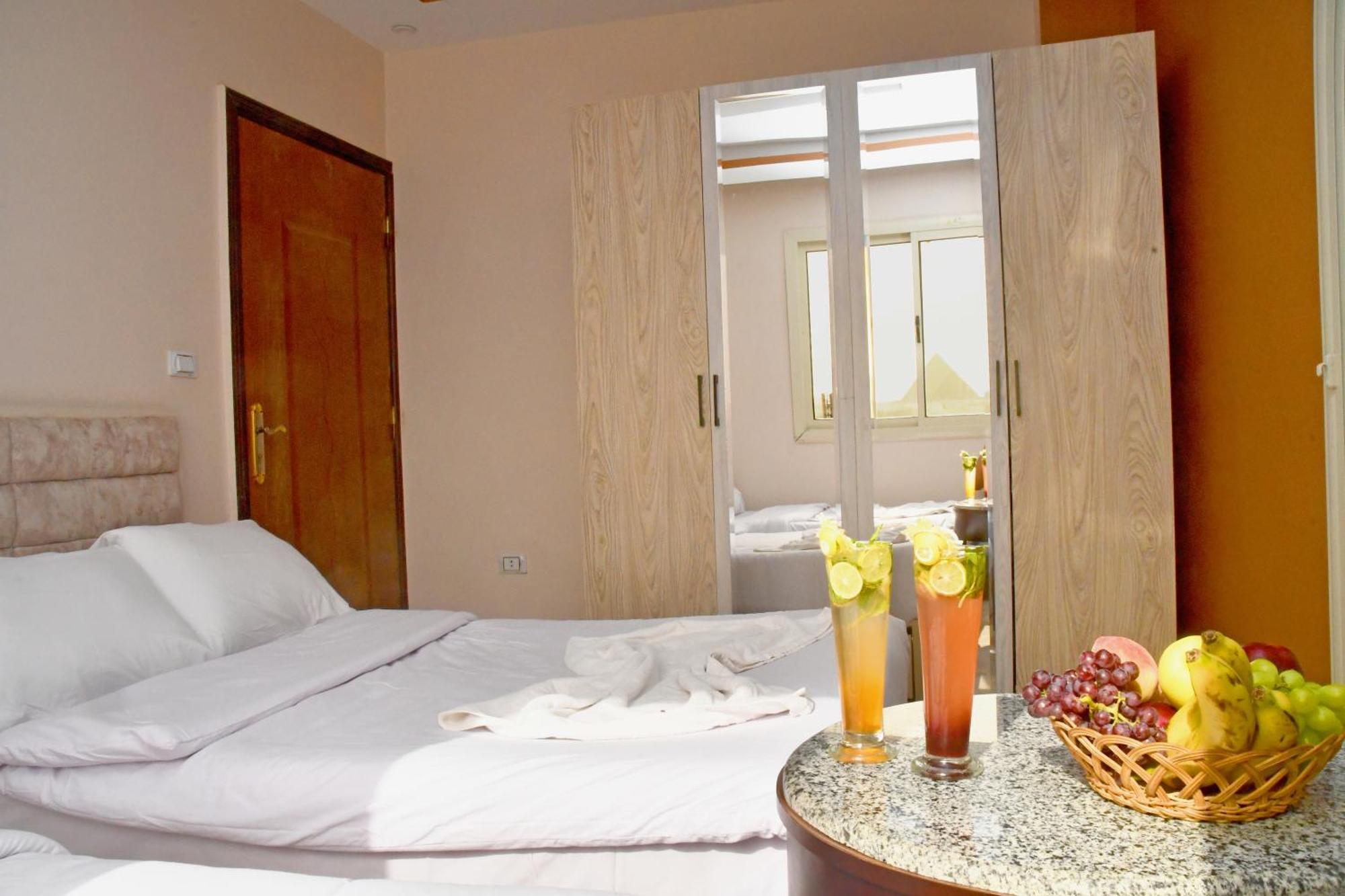 Nun Pyramids Hotel Kafret el-Gabal المظهر الخارجي الصورة
