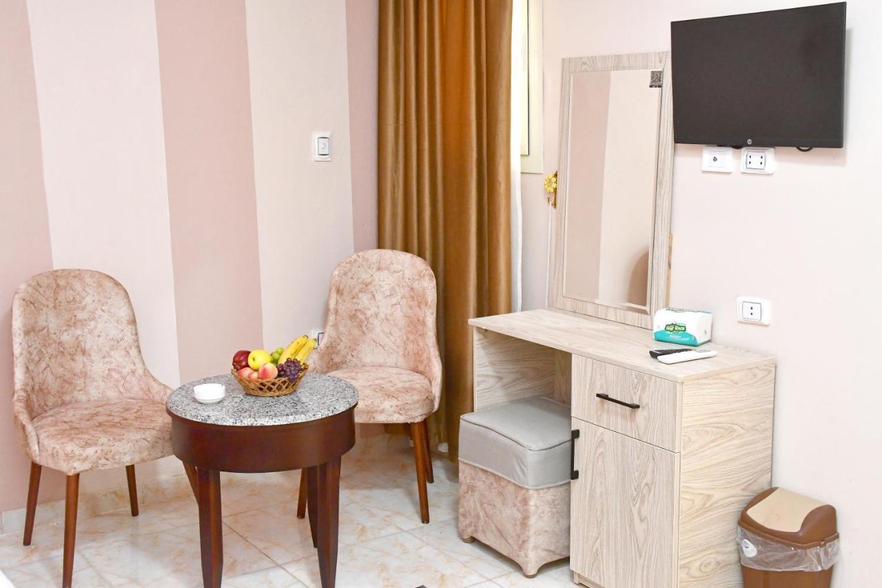 Nun Pyramids Hotel Kafret el-Gabal المظهر الخارجي الصورة
